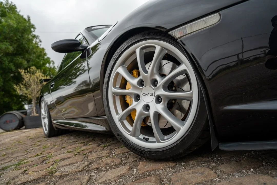 2003 Porsche 996 GT3 - Image 11 of 31