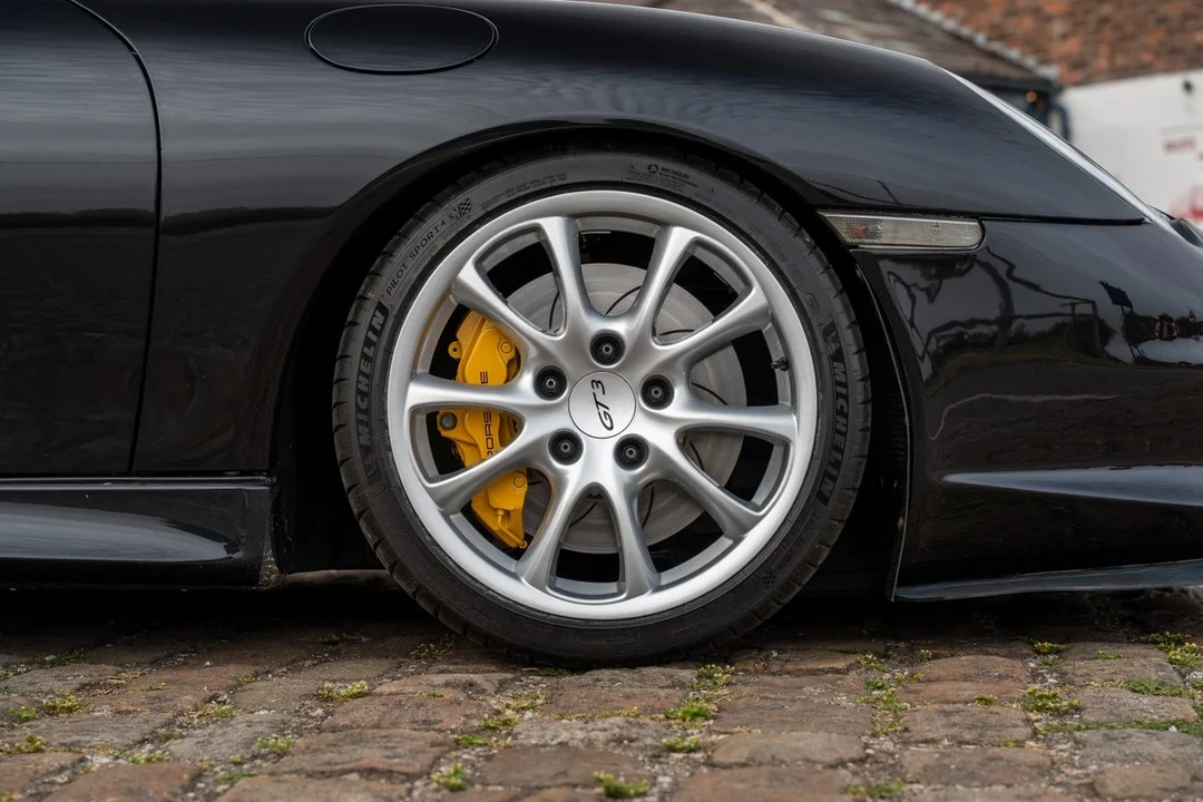 2003 Porsche 996 GT3 - Image 5 of 31