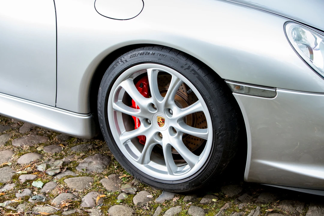 2003 Porsche 996 GT3 - Image 16 of 19