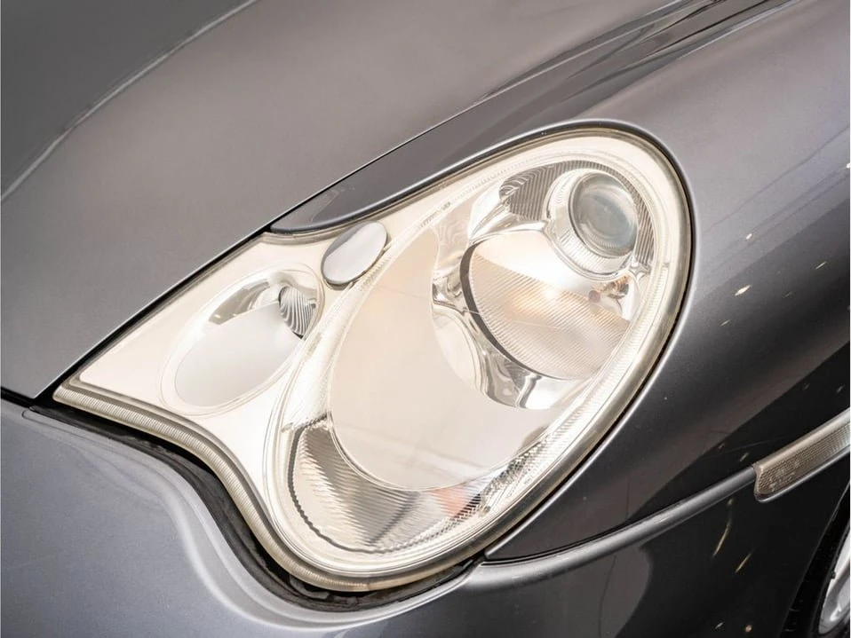 2003 Porsche 996 Carrera - Image 10 of 20