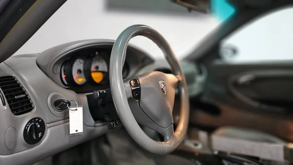 2003 Porsche 996 Carrera - Image 11 of 20