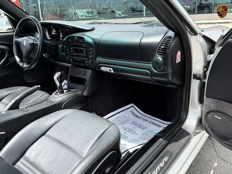 2003 Porsche 996 Carrera - Image 19 of 20