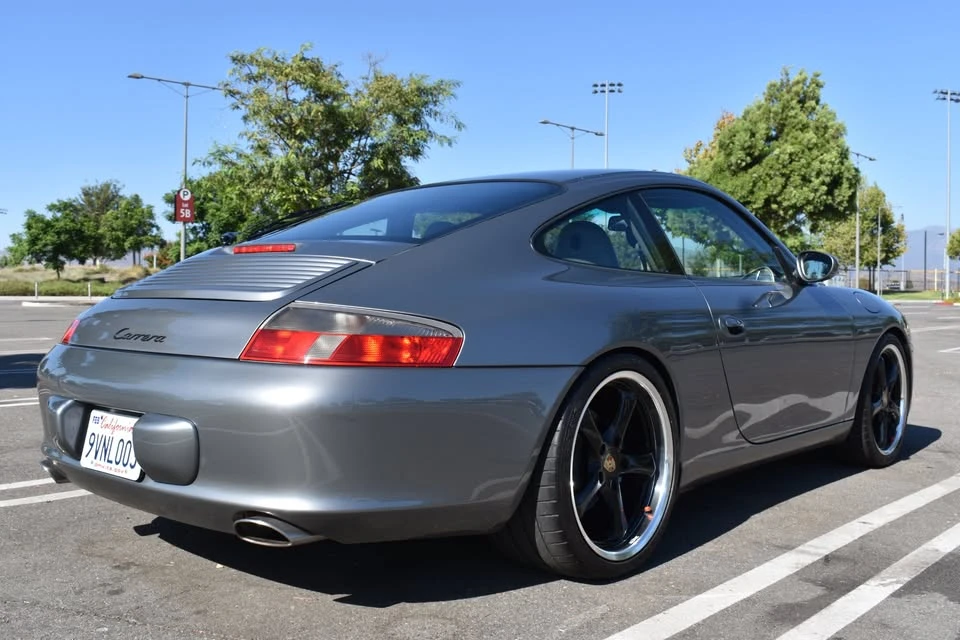 2003 Porsche 996 Carrera - Image 5 of 17