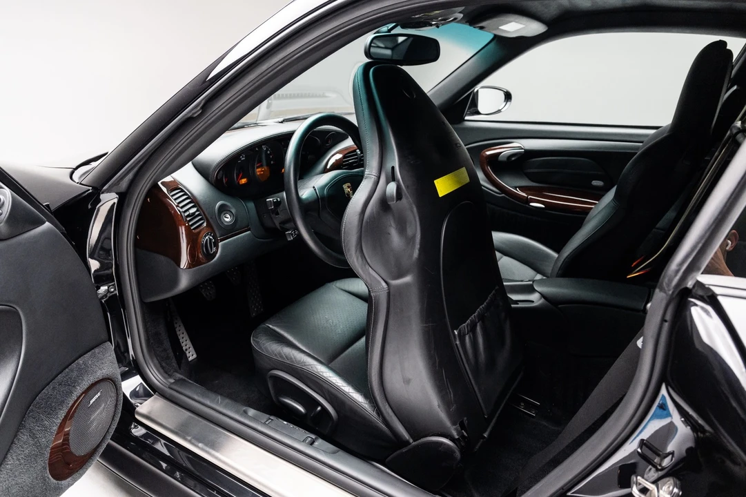 2003 Porsche 996 Carrera - Image 24 of 31