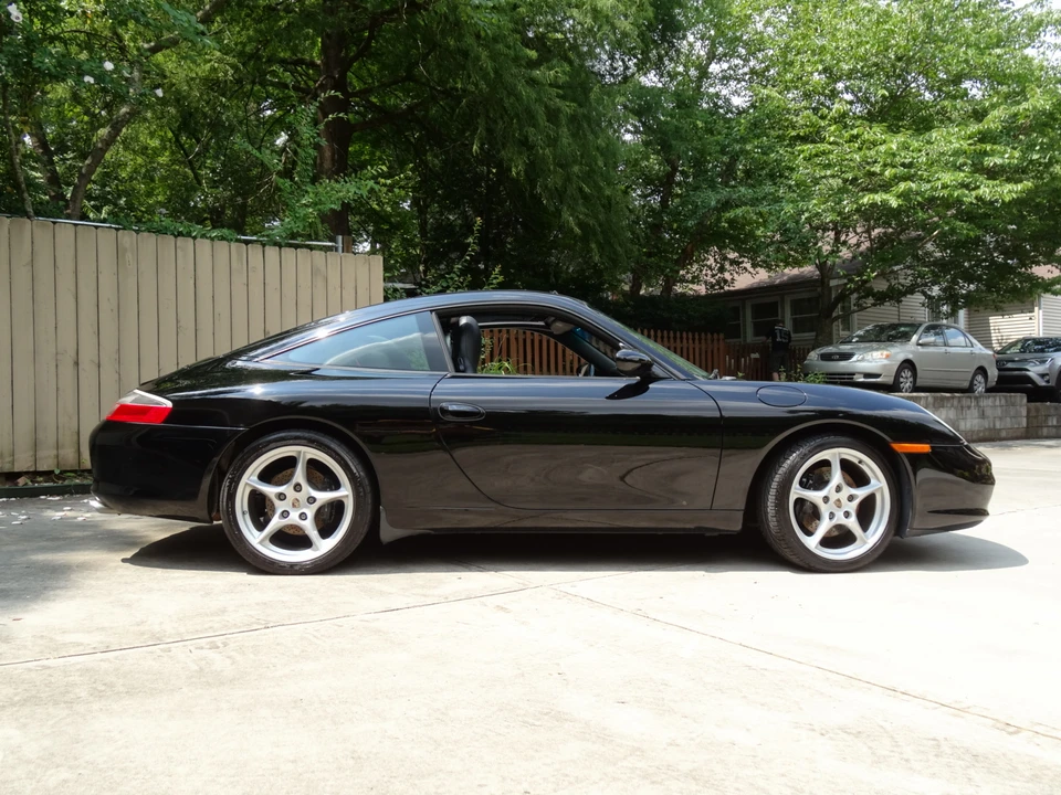 2003 Porsche 996 Carrera - Image 15 of 31