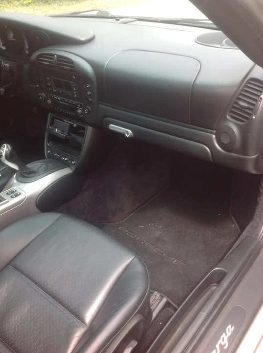 2003 Porsche 996 Carrera - Image 24 of 31