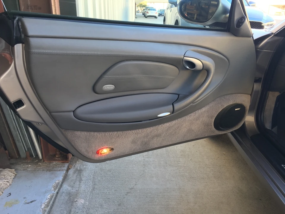 2003 Porsche 996 Carrera - Image 26 of 31