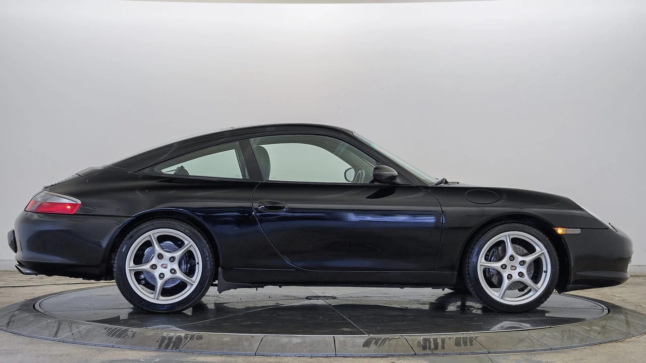 2003 Porsche 996 Carrera - Image 6 of 31