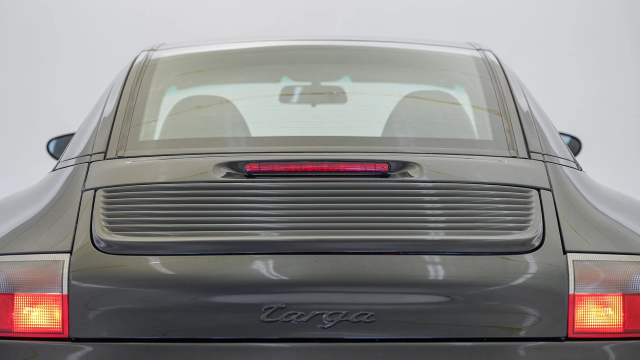 2003 Porsche 996 Carrera - Image 22 of 31