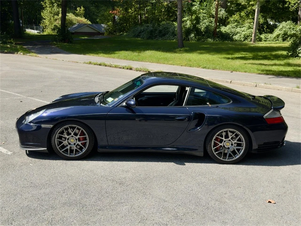 2003 Porsche 996 Turbo - Image 10 of 31