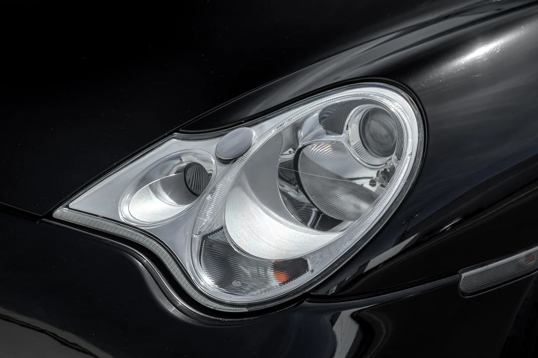 2003 Porsche 996 Turbo - Image 16 of 31