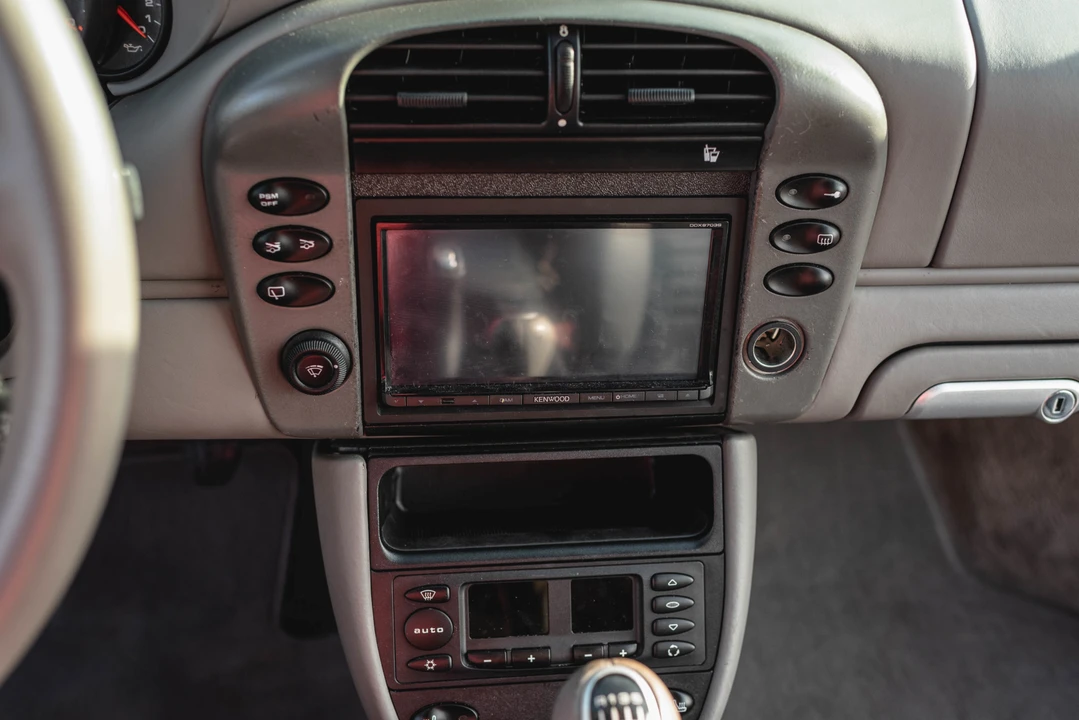 2003 Porsche 996 Turbo - Image 22 of 31