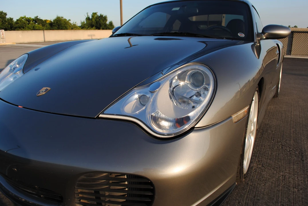 2003 Porsche 996 Turbo - Image 25 of 31