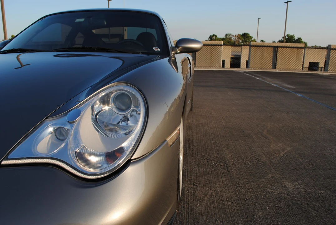 2003 Porsche 996 Turbo - Image 26 of 31