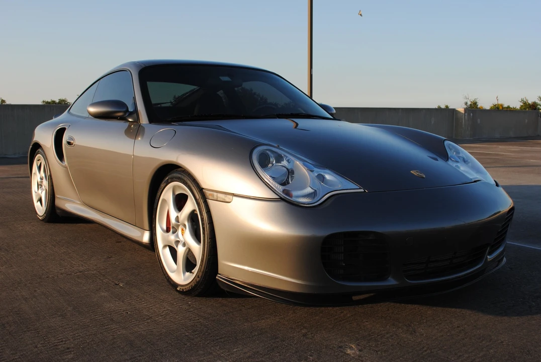 2003 Porsche 996 Turbo - Image 14 of 31