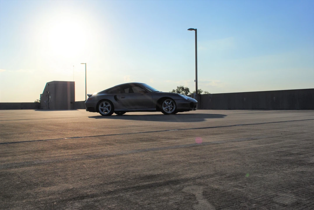 2003 Porsche 996 Turbo - Image 12 of 31