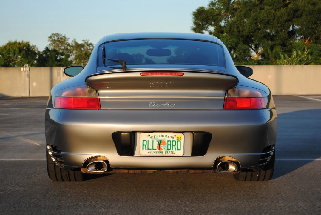 2003 Porsche 996 Turbo - Image 9 of 31