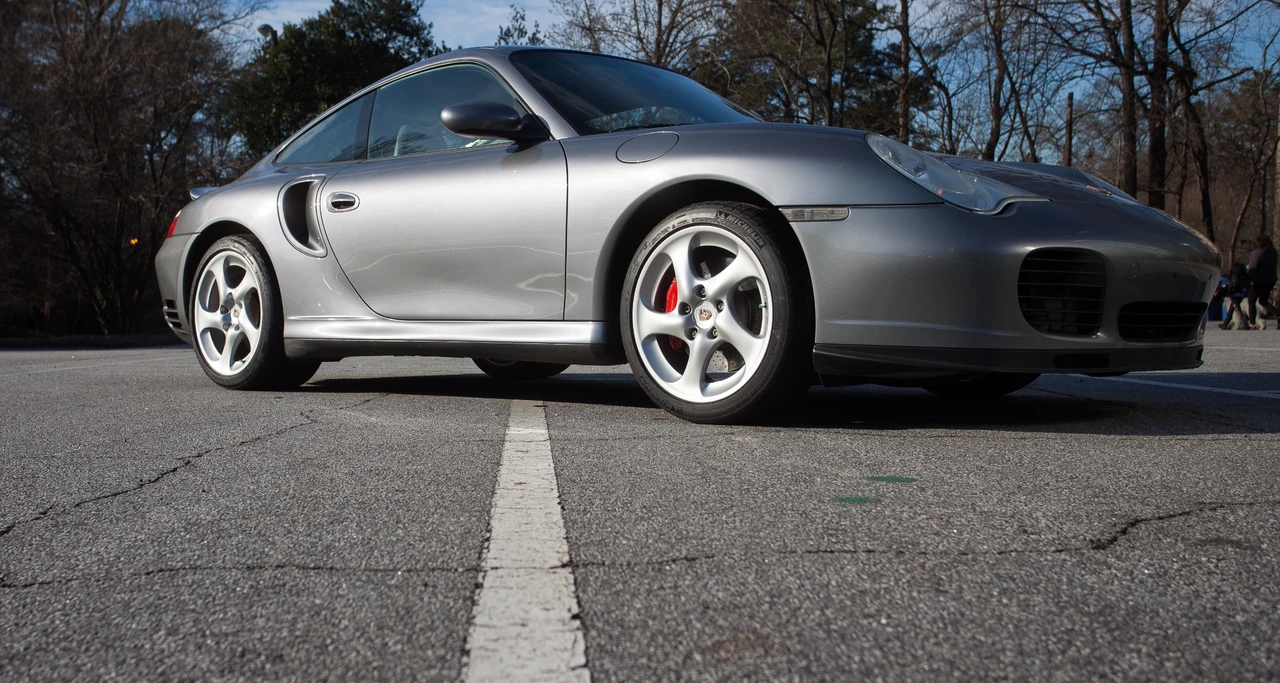 2003 Porsche 996 Turbo - Image 26 of 31