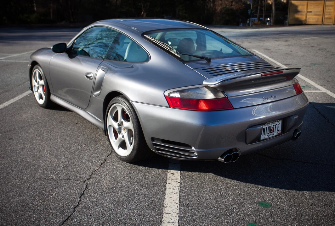 2003 Porsche 996 Turbo - Image 15 of 31