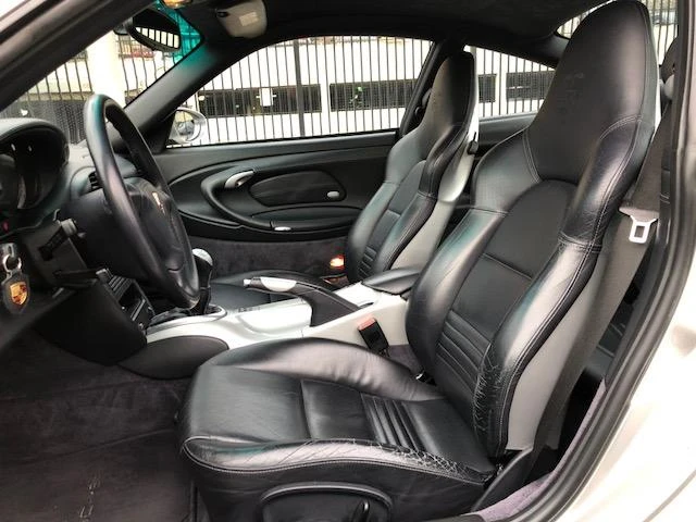 2003 Porsche 996 Turbo - Image 10 of 12