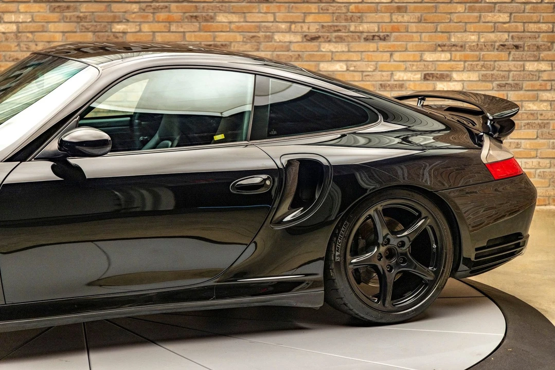 2003 Porsche 996 Turbo - Image 12 of 24