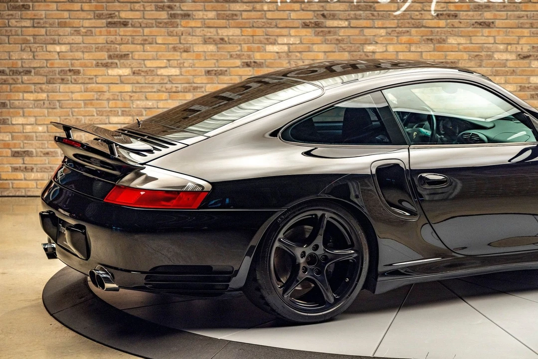 2003 Porsche 996 Turbo - Image 13 of 24