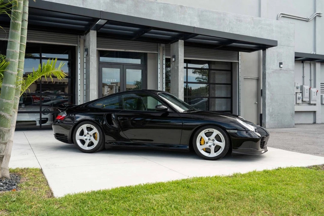 2003 Porsche 996 Turbo - Image 12 of 31