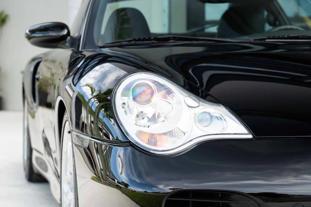 2003 Porsche 996 Turbo - Image 24 of 31