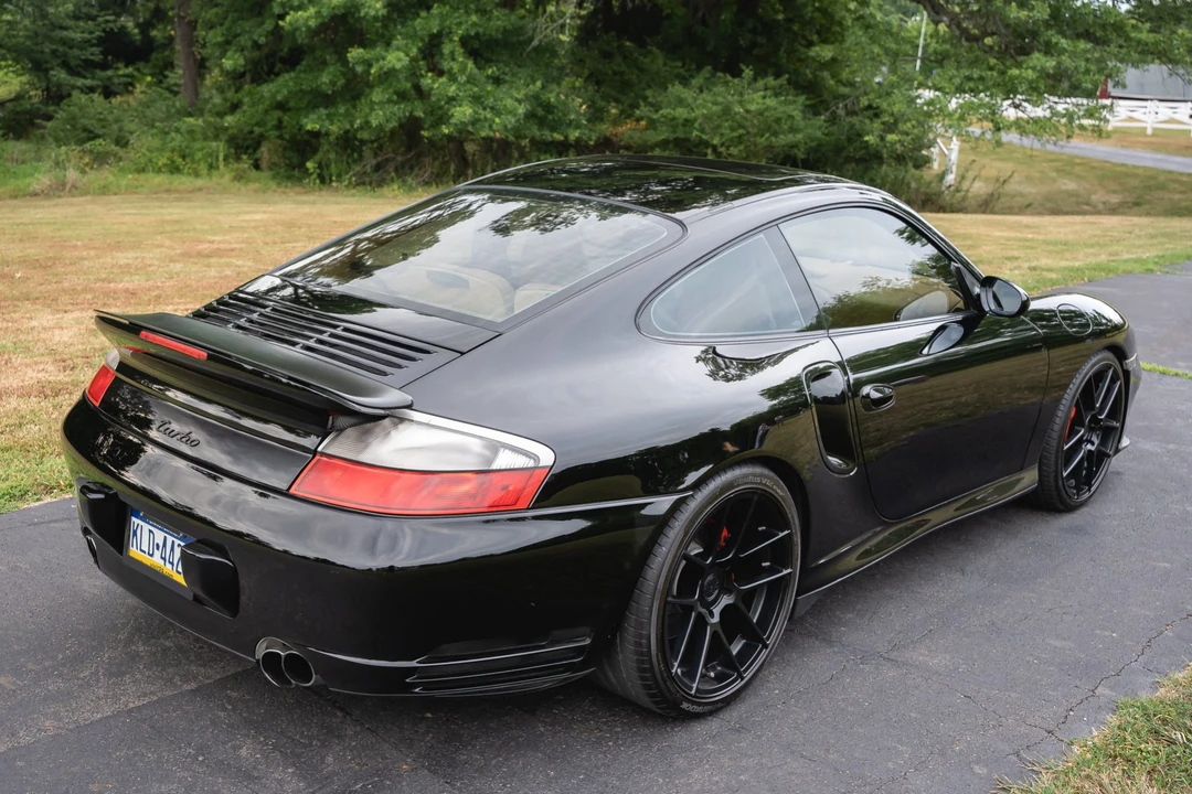 2003 Porsche 996 Turbo - Image 10 of 31