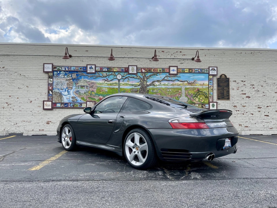 2003 Porsche 996 Turbo - Image 8 of 31