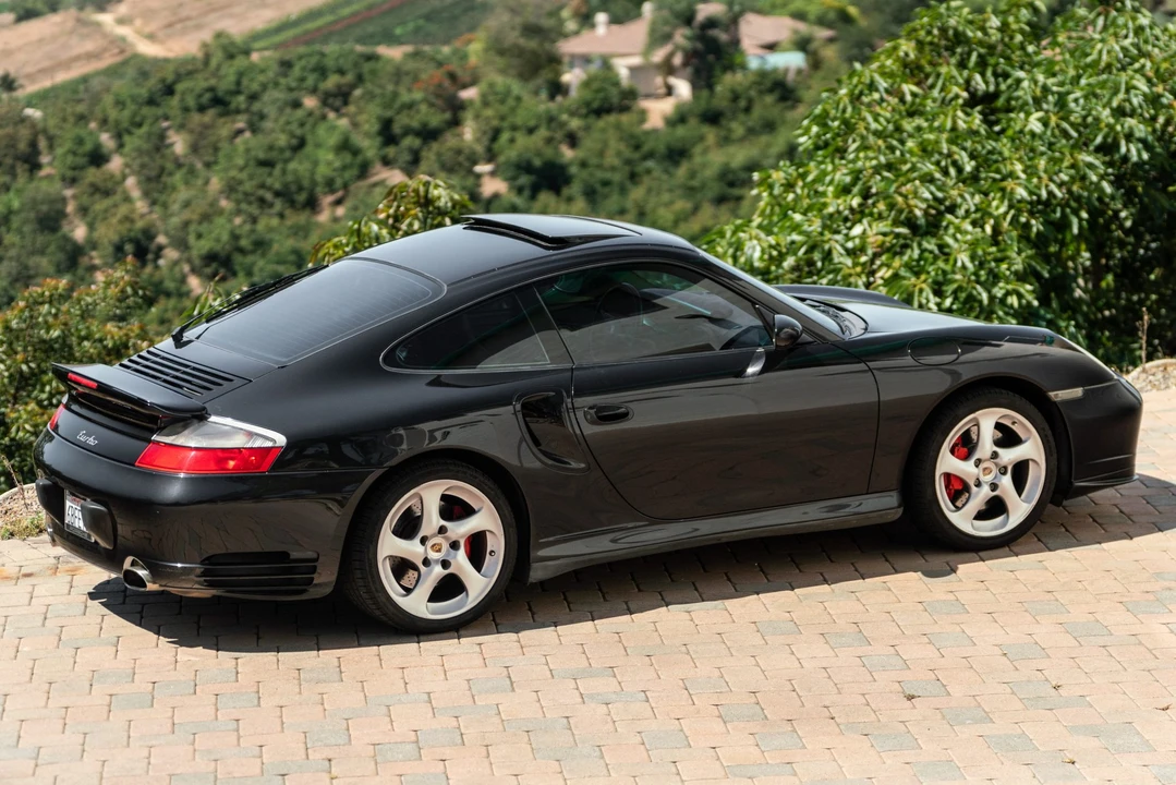 2003 Porsche 996 Turbo - Image 5 of 31