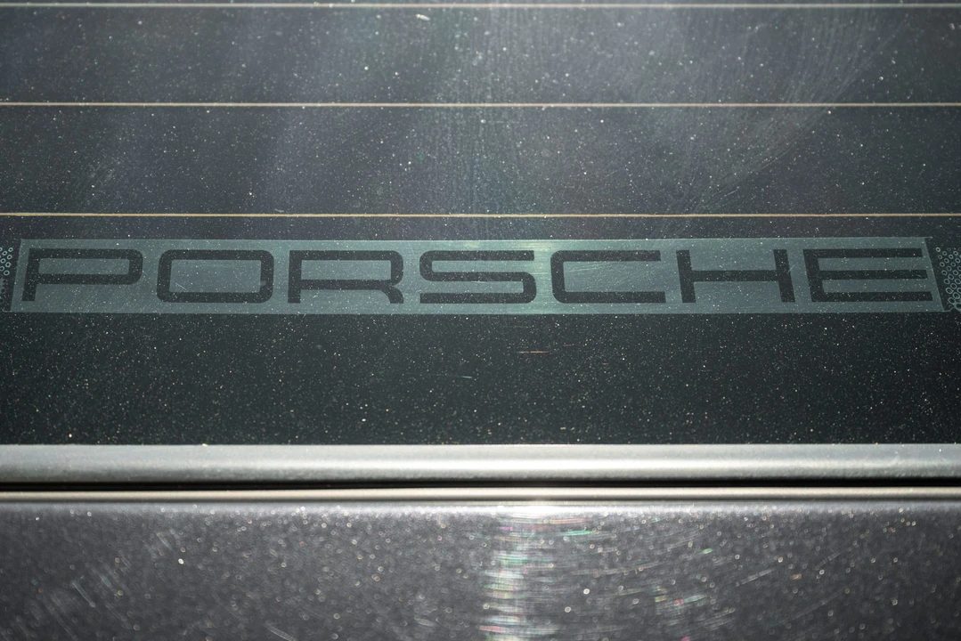 2003 Porsche 996 Turbo - Image 27 of 31