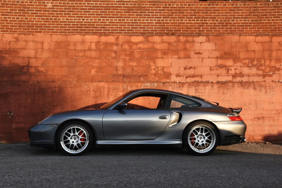 2003 Porsche 996 Turbo - Image 13 of 31