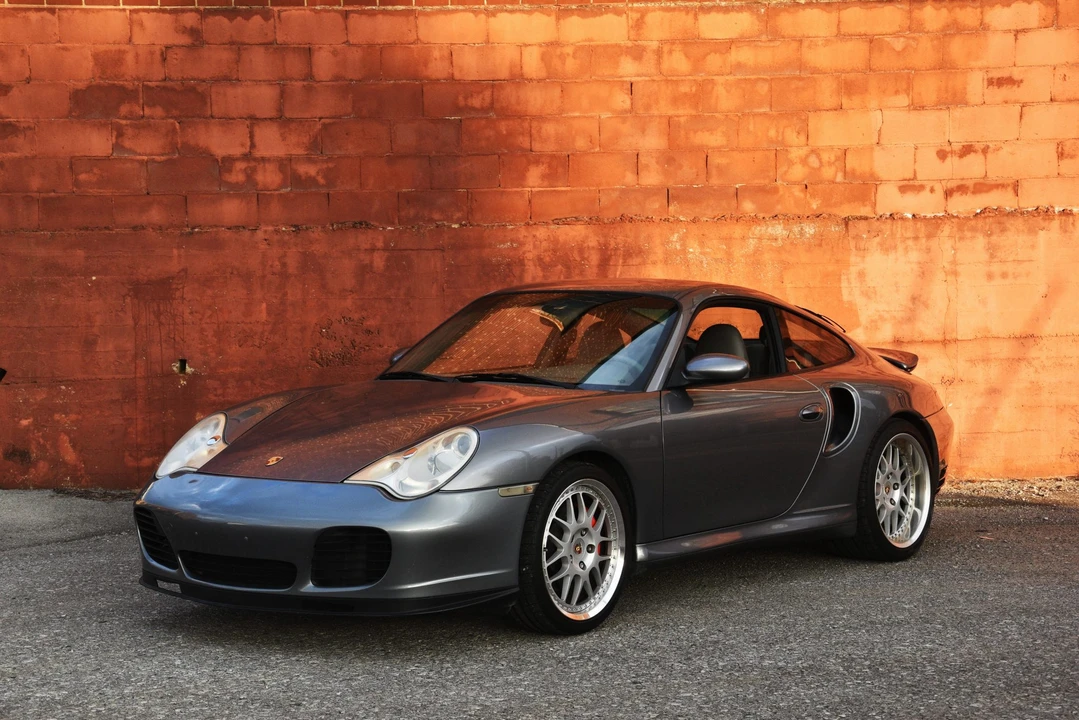 2003 Porsche 996 Turbo - Image 6 of 31