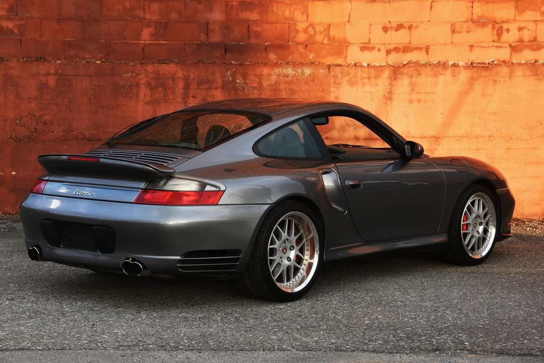 2003 Porsche 996 Turbo - Image 22 of 31