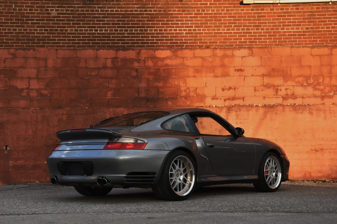 2003 Porsche 996 Turbo - Image 20 of 31
