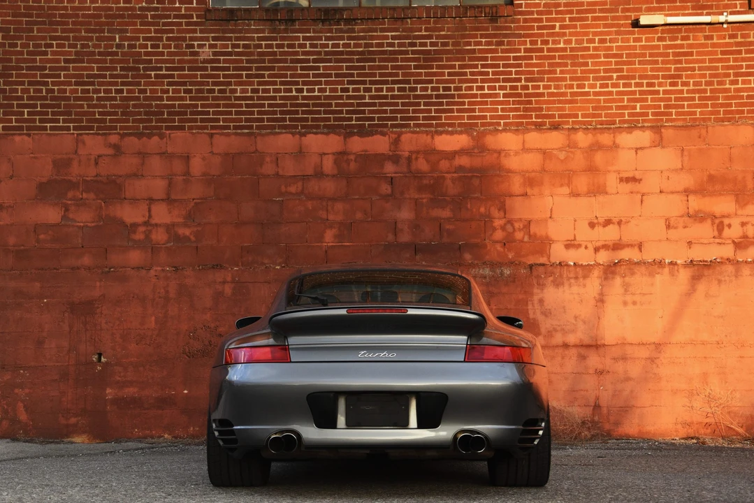 2003 Porsche 996 Turbo - Image 18 of 31