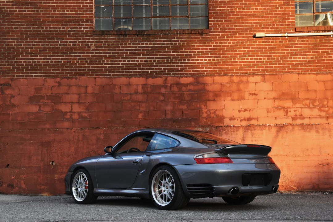 2003 Porsche 996 Turbo - Image 17 of 31