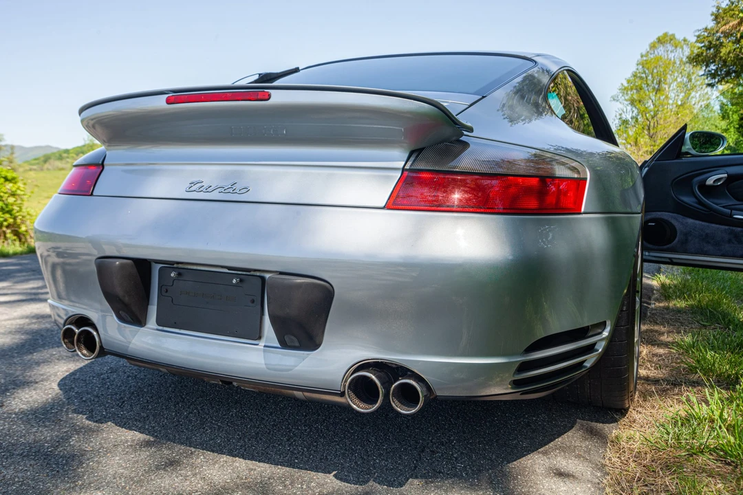 2003 Porsche 996 Turbo - Image 15 of 31