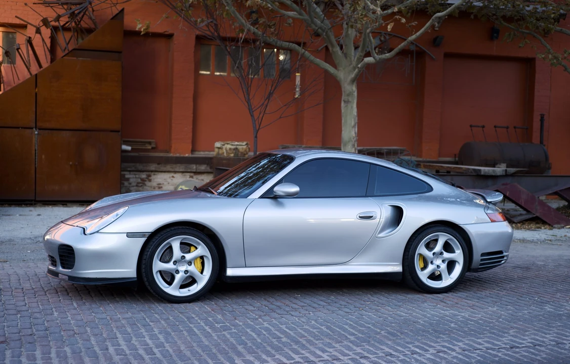 2003 Porsche 996 Turbo - Image 6 of 31