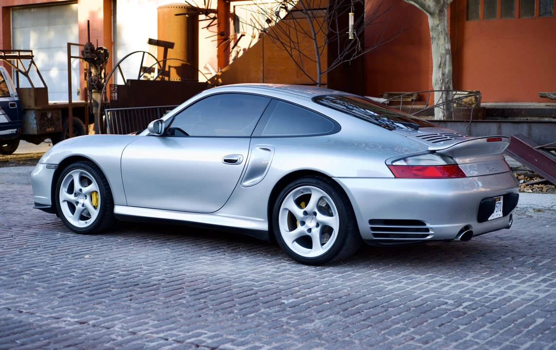 2003 Porsche 996 Turbo - Image 16 of 31