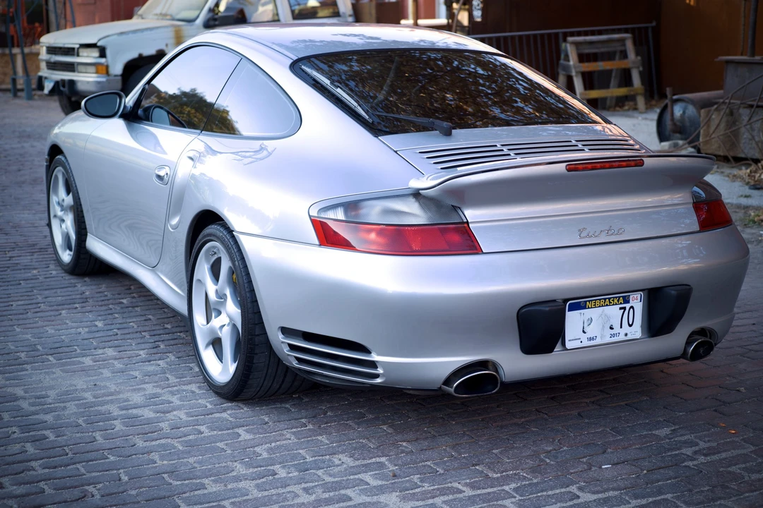 2003 Porsche 996 Turbo - Image 18 of 31