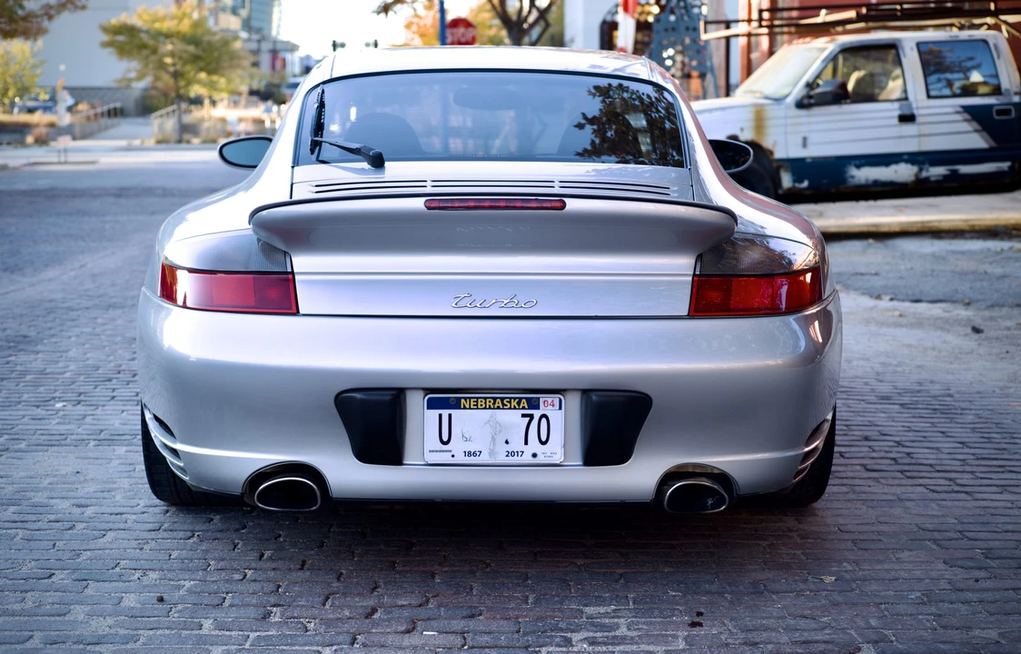 2003 Porsche 996 Turbo - Image 20 of 31
