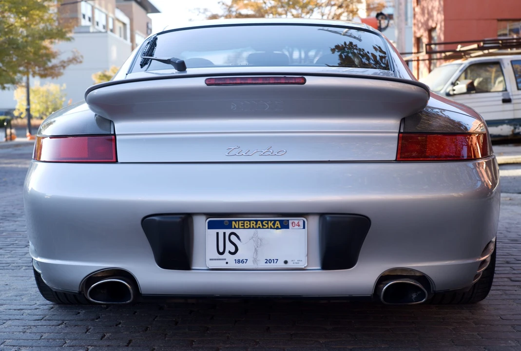 2003 Porsche 996 Turbo - Image 22 of 31