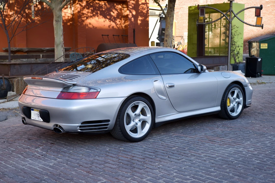 2003 Porsche 996 Turbo - Image 27 of 31