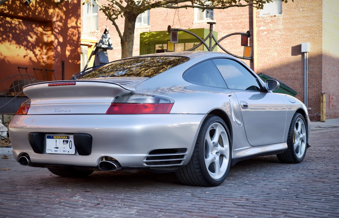 2003 Porsche 996 Turbo - Image 24 of 31