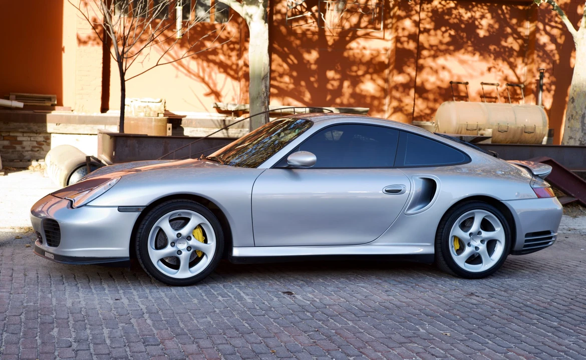 2003 Porsche 996 Turbo - Image 7 of 31