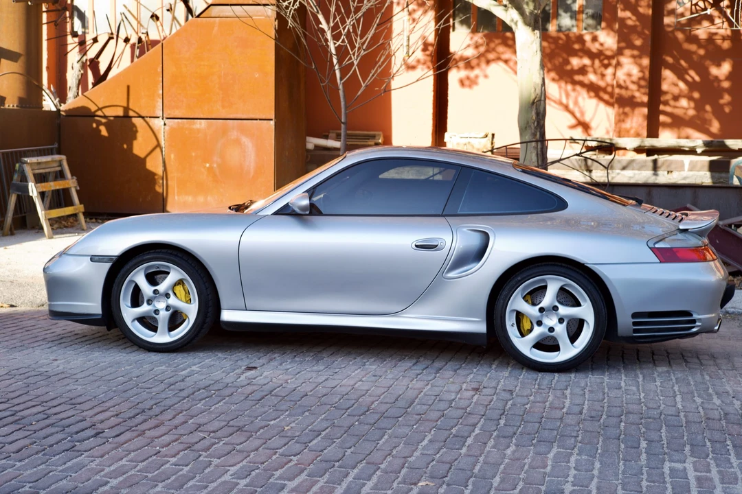 2003 Porsche 996 Turbo - Image 11 of 31