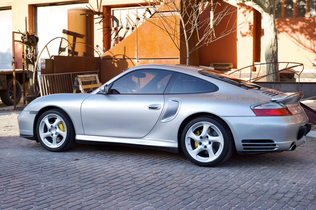 2003 Porsche 996 Turbo - Image 14 of 31