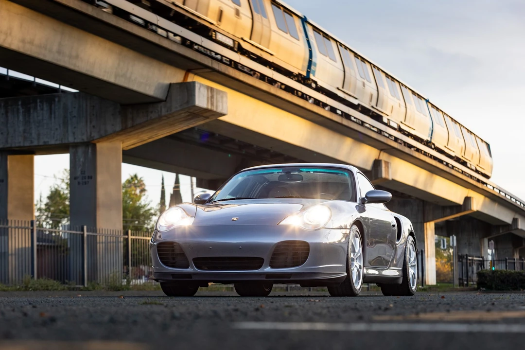 2003 Porsche 996 Turbo - Image 12 of 31